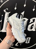 Saucony omni 9 - ‘Triple white’