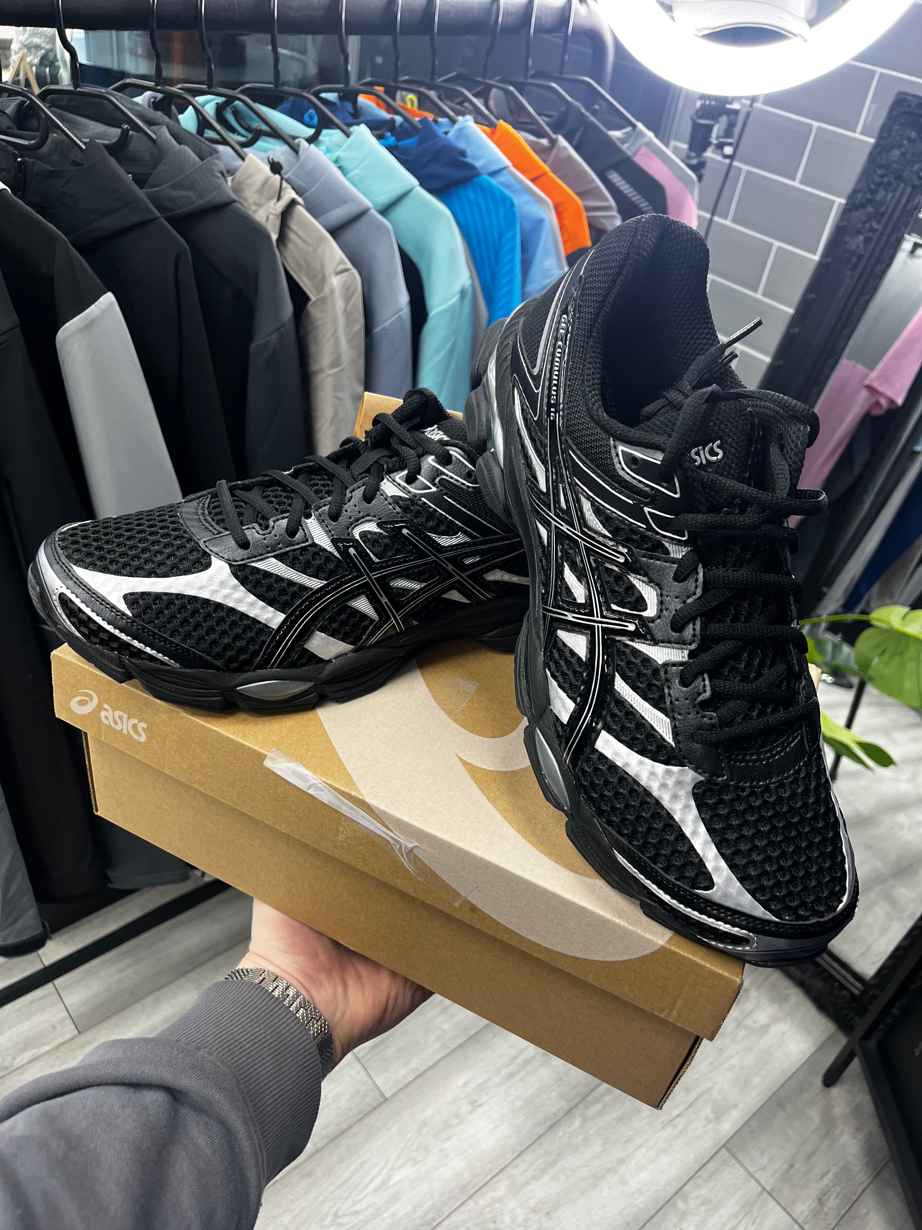 Asics - Gel Cumulus 16 - 'Black/Silver'